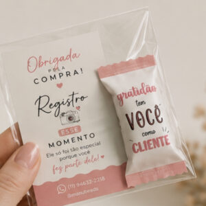 Dolce omaggio personalizzato con cartolina aziendale